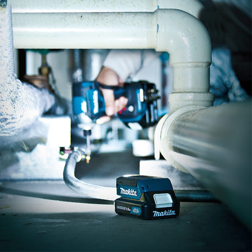 マキタ 充電式LEDワークライト ML103 DSMX バッテリBL1040Bx2個+充電器DC10SA付 LEDライト 10.8V対応 makita オリジナルセット品 makita マキタ 10.8V 充電式LEDワークライト ML103 本体のみ（バッテリ・充電器別売）