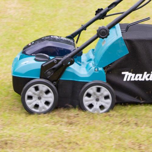 マキタ makita 芝生の切り込みエッジャアタッチメント EE400MP A